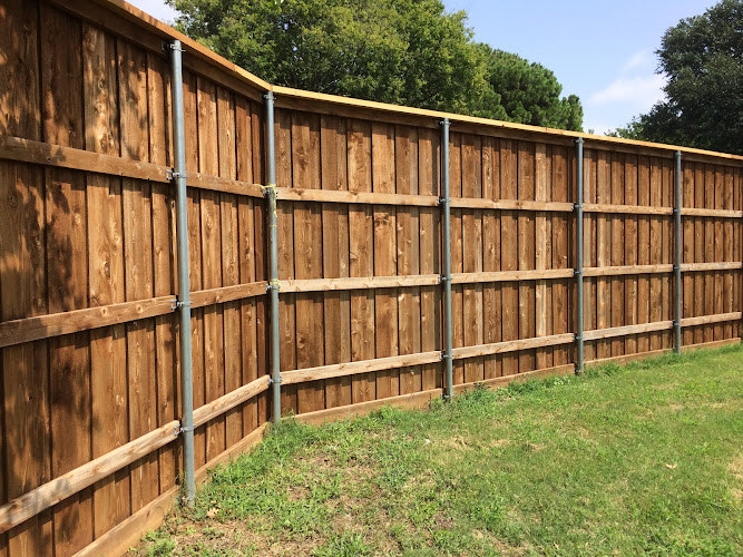 Fence Stain Pros