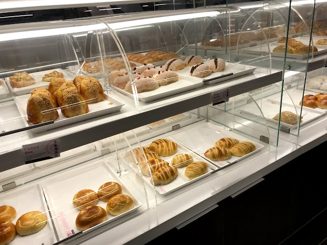 Sweet Hut Bakery & Cafe
