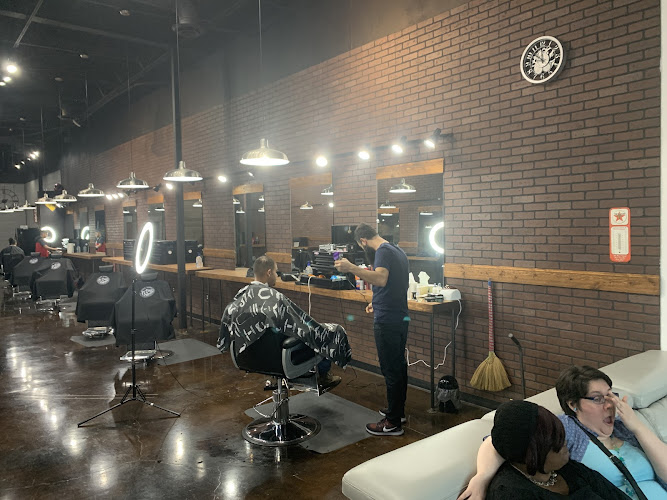 BULLDOG BARBER SHOP