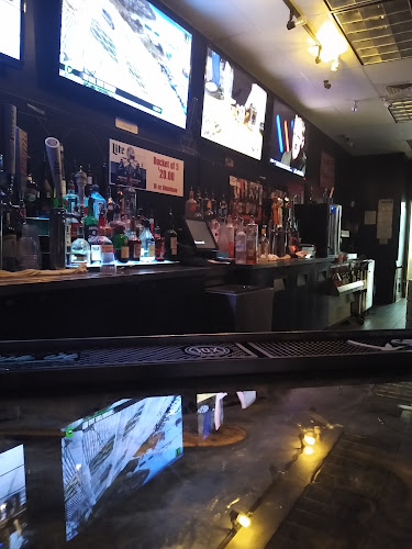 Pete’s Burgers, Wings and Drinks