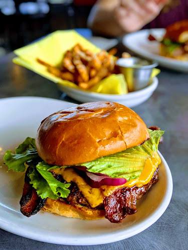 Kenny’s Burger Joint – Plano