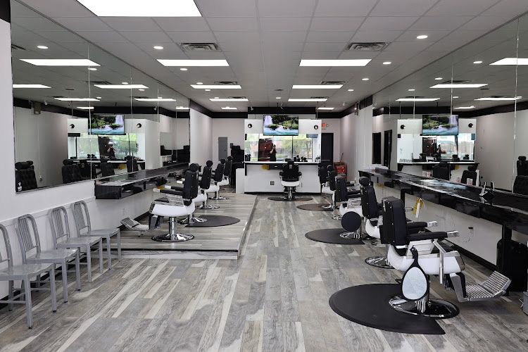 El Estilo Barber Shop y Salon Garland- Salon de Belleza y Barberia Hispano Garland