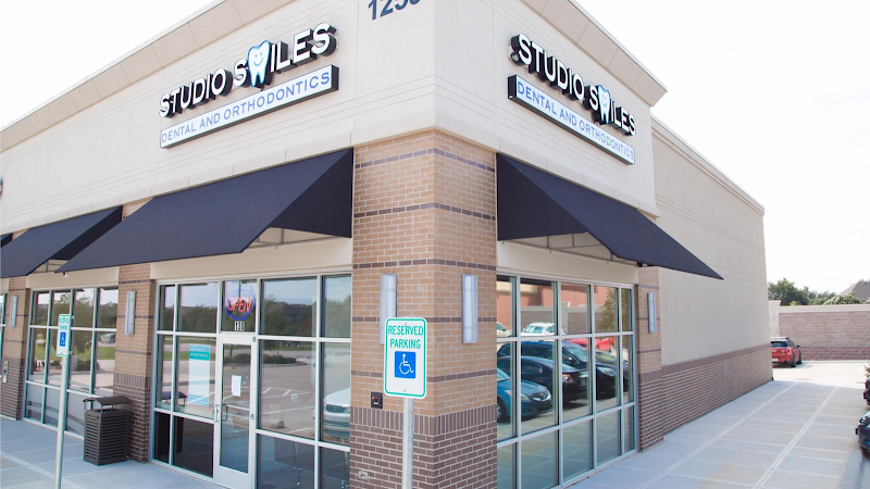 Studio Smiles Dental